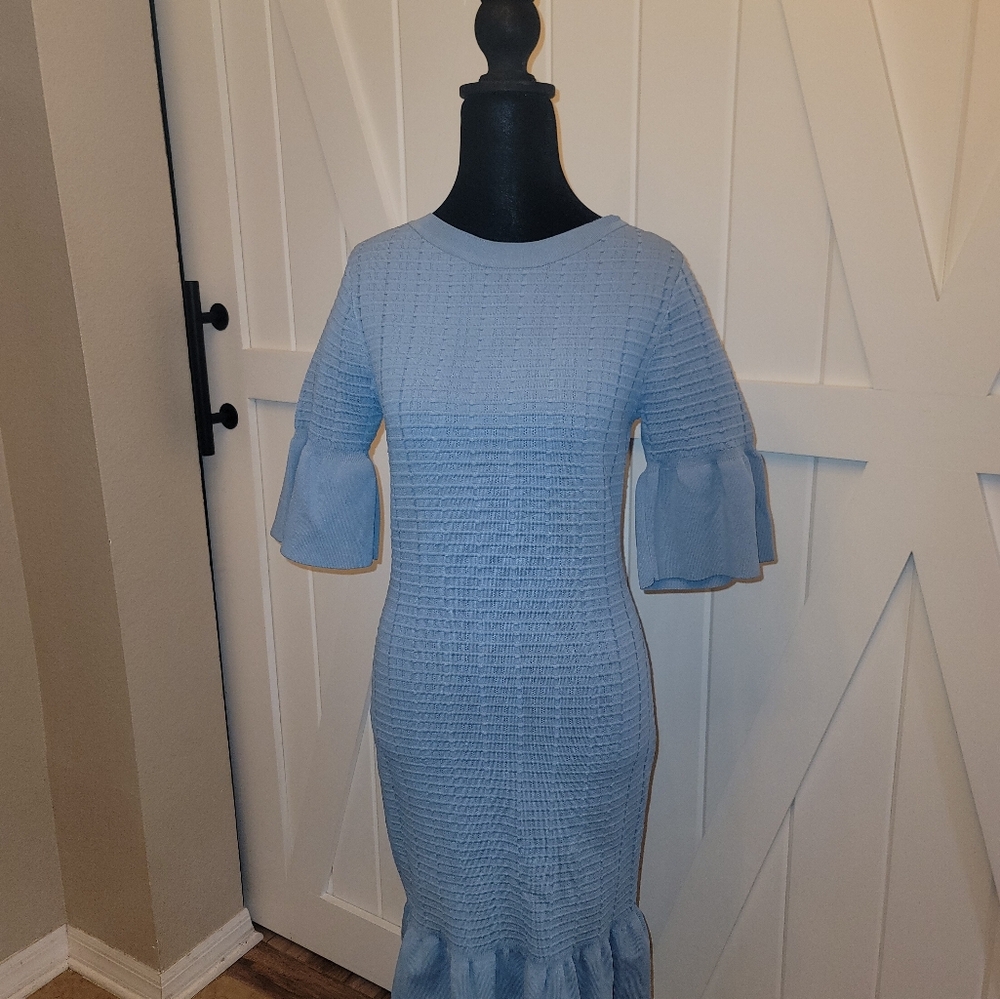 Michael Kors Sky Blue Ruffle Sleeve Knit Bodycon Dress - (XS, fits S/M) ✨